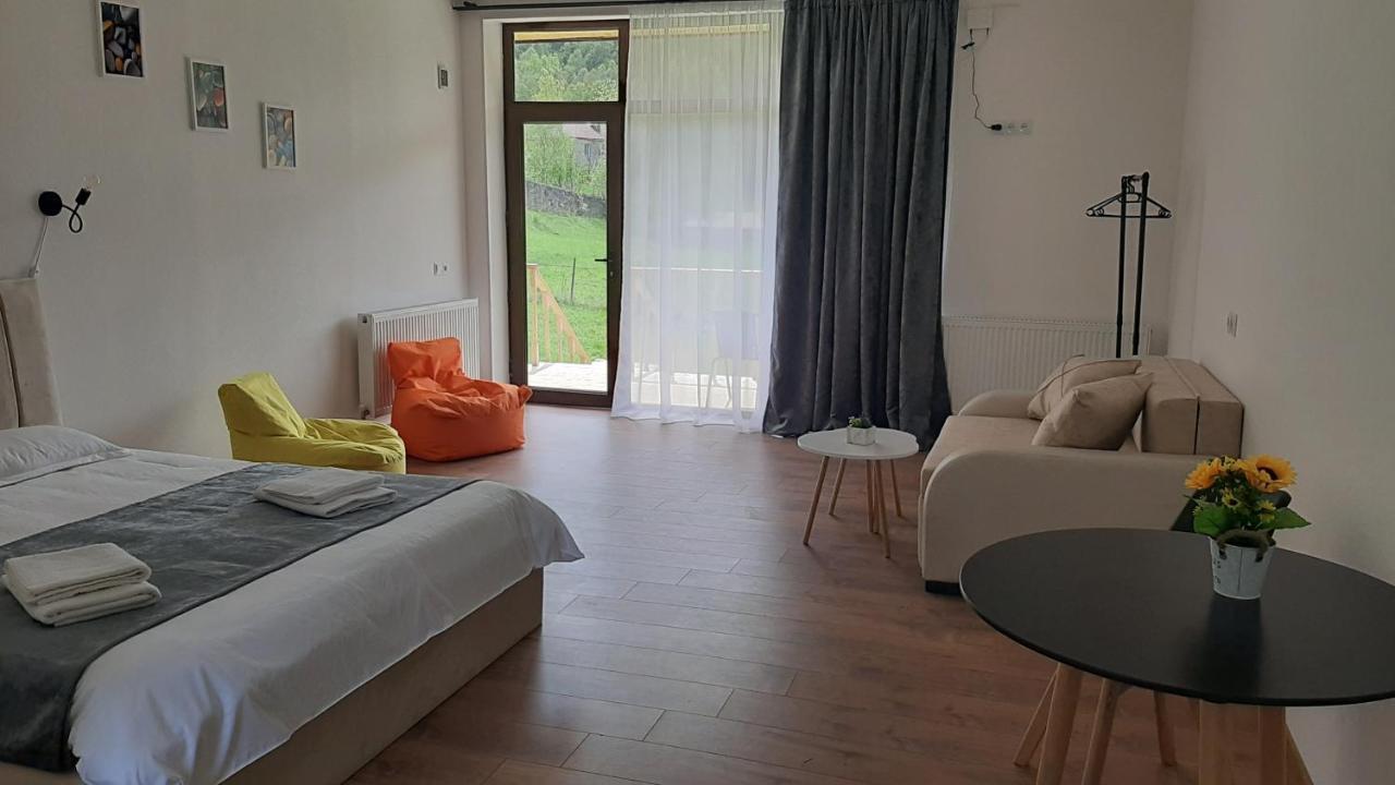 Terkhena Hotell Kazbegi Eksteriør bilde
